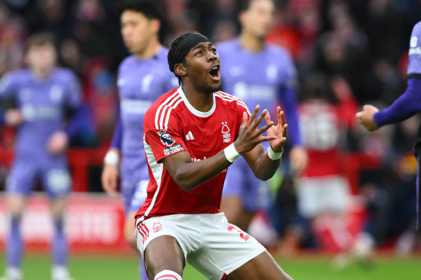 温此前的辉 温此前的辉