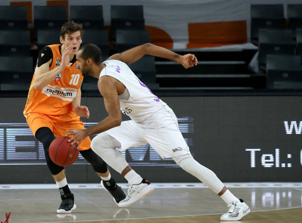 球迷振奋 球迷振奋